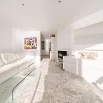 Place In Les Pins, Premium, Sea View, Sleeps 6 Apartment